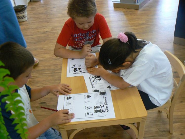 Děti si ověřily svoji znalost písmenek.